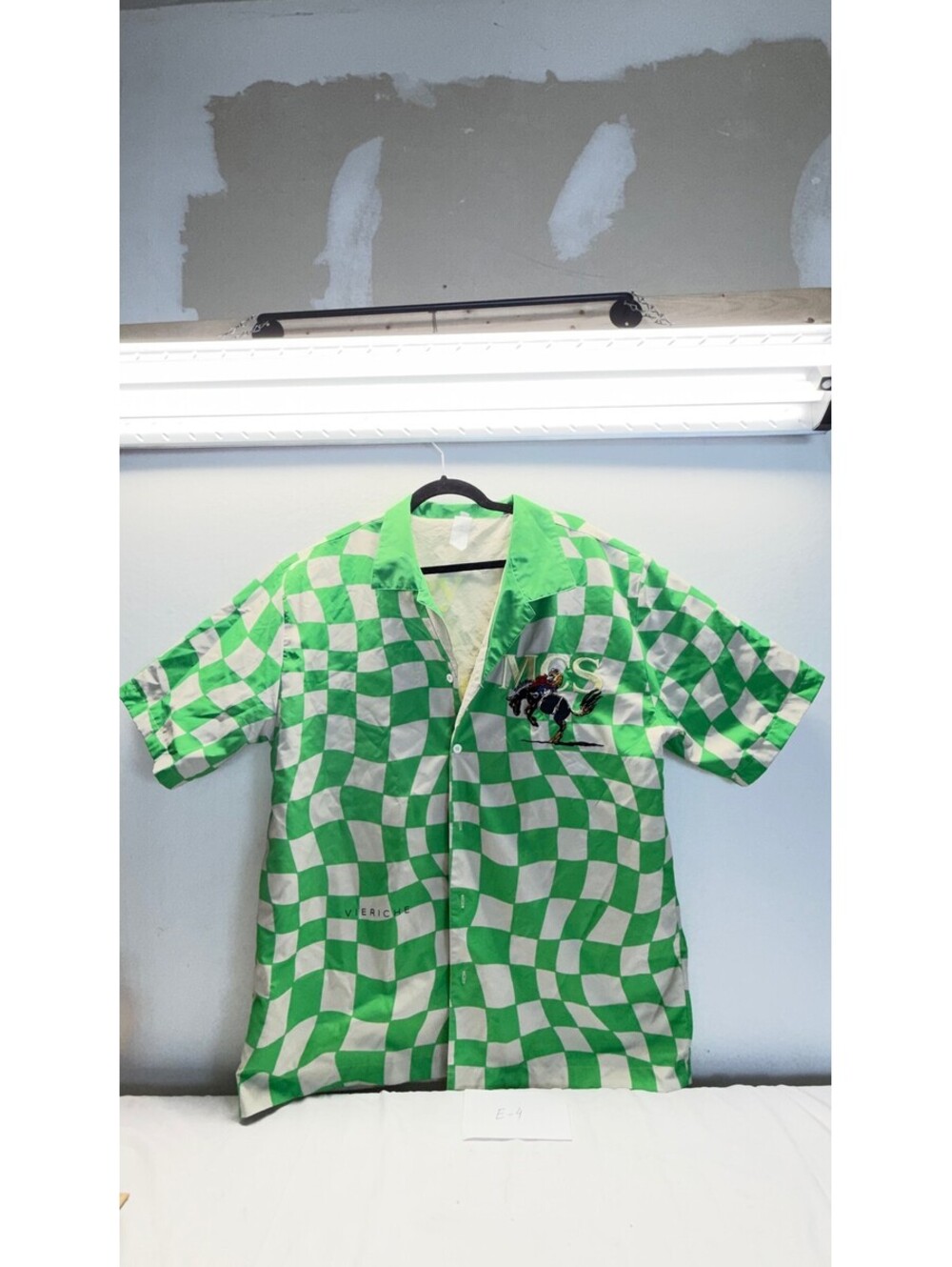 Vieriche Men's Green Checkered Cowboy Graphic Button Up Shirt Size 2XL E-4 - Picture 1 of 11